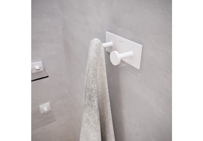 Cintre double pour salle de bains Stick Cosmic environnement 5