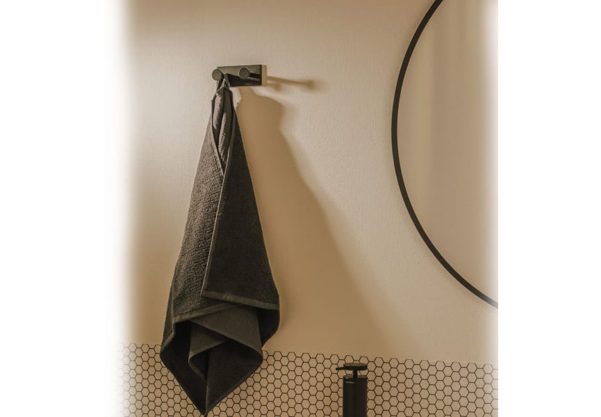 Cintre double pour salle de bains Stick Cosmic environnement 3