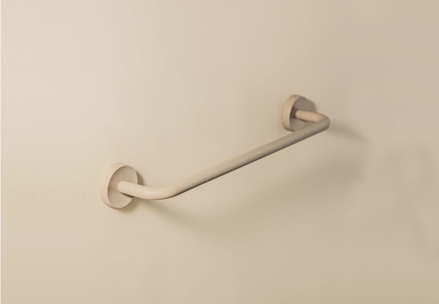 Porte-serviettes de salle de bains Geyser de Cosmic principal 0