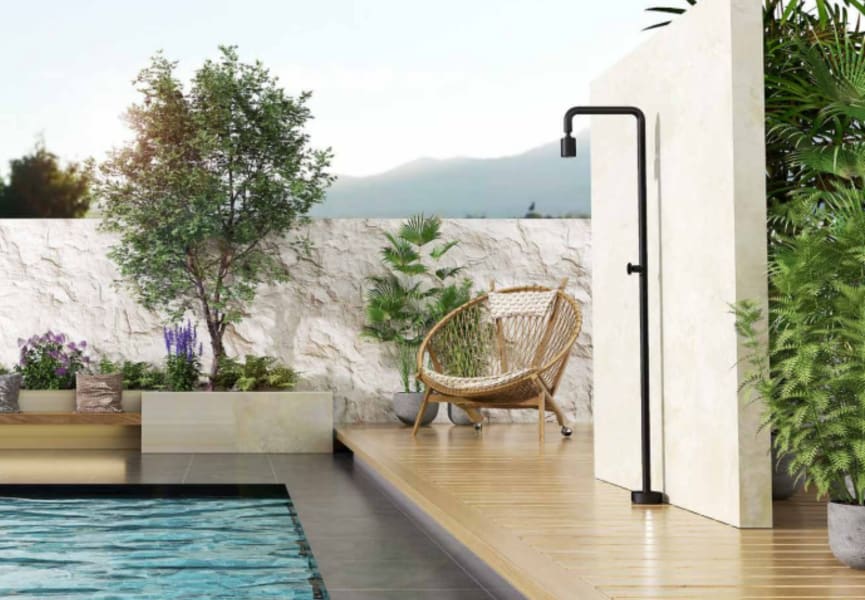 Robinet de douche extérieure Imex Pool environnement 14