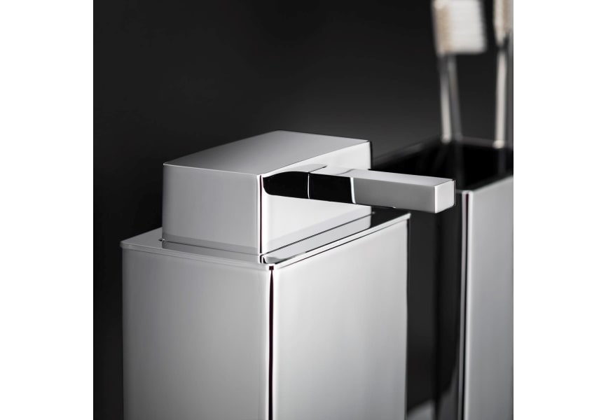 Bath Life Cosmic distributeur de savon environnement 3
