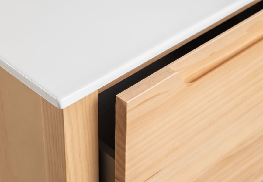 Ensemble de meubles de salle de bains en bois massif Laponia Bruntec détail 7