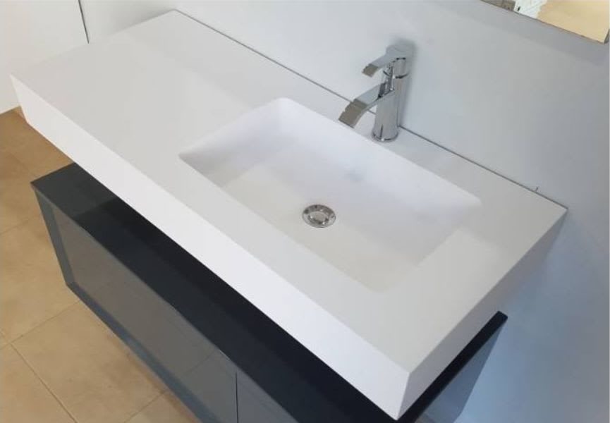 Lavabo suspendu Formas Bruntec détail 1