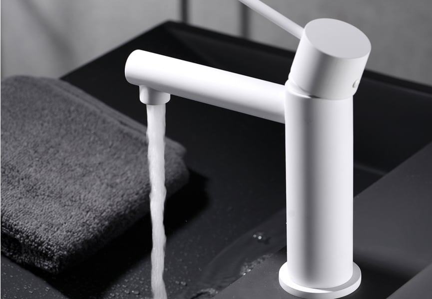 Robinet de lavabo Milos Imex + bonde click-clack environnement 6