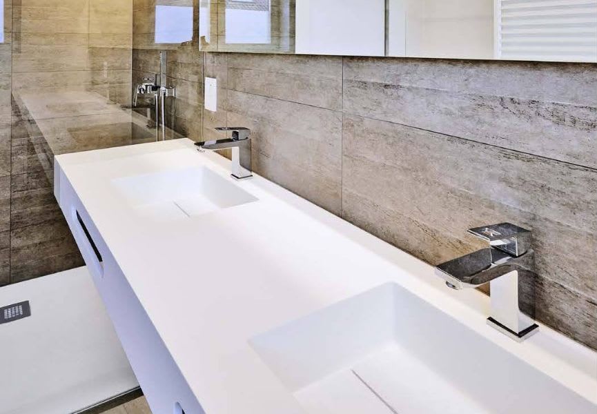 Lavabo suspendu Miami Bruntec environnement 1