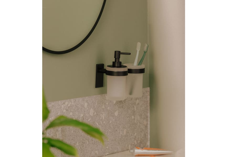 Distributeur de savon Stick Cosmic environnement 3