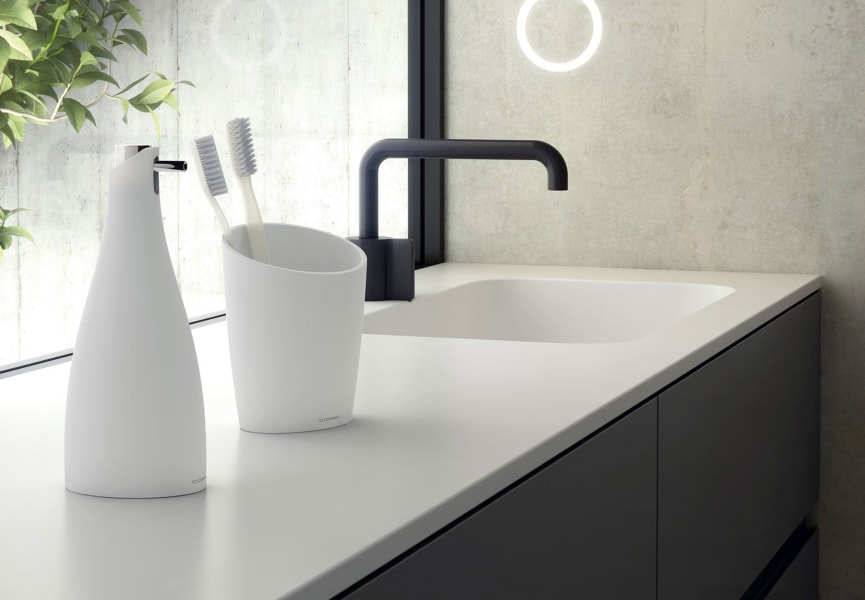 Distributeur de savon Saku de Cosmic environnement 12