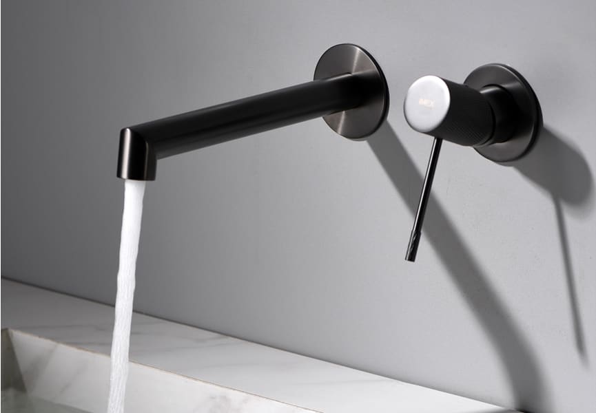 Robinet de lavabo encastré Line + bonde click-clack Pack environnement 10