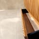 Ensemble de meuble de salle de bains avec lavabo en Solid Surface « Duna » de Bruntec détail 14