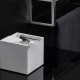 Le distributeur de savon et porte-brosse à dents The Grid Cosmic environnement 3