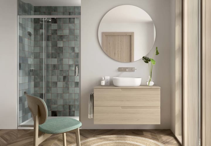 Meuble de salle de bains avec plan de toilette dans la même couleur que le meuble Vima Salgar principal 2