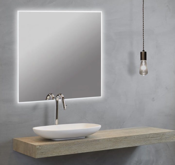 Miroir de salle de bains avec l'éclairage LED Lisa Bruntec principal 1