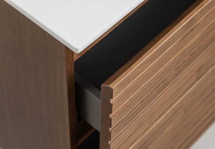 Meuble de salle de bain en bois massif avec plan de toilette Solid surface Alpes 5 Bruntec détail 5