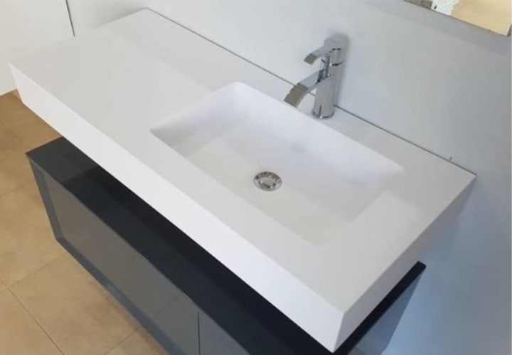 Lavabo suspendu Formas Bruntec détail 1