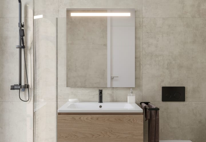 Miroir de salle de bains avec l'éclairage LED Tarim Bruntec principal 1