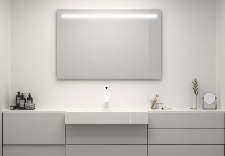 Miroir de salle de bains avec l'éclairage LED Tarim Bruntec environnement 4