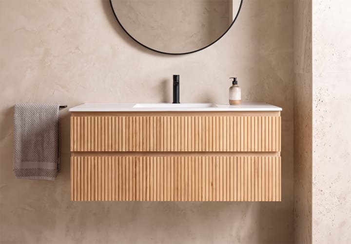 Ensemble de meuble de salle de bains en bois massif Alpes Bruntec principal 3