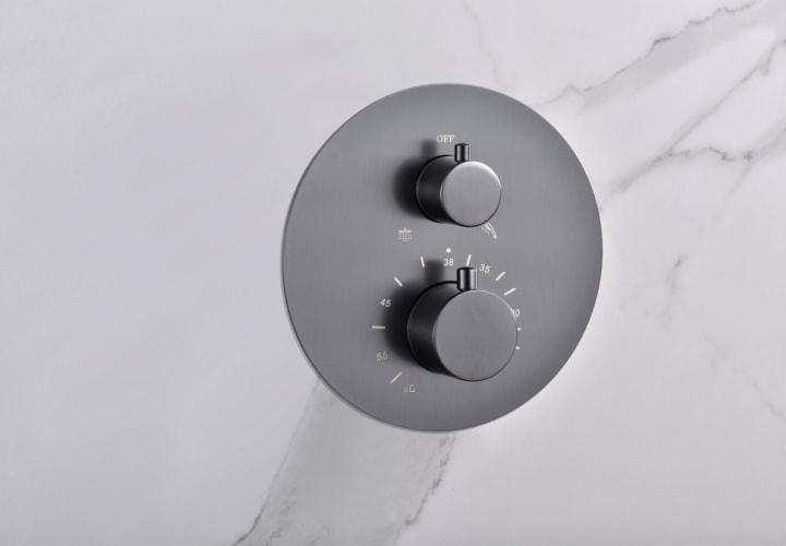 Ensemble de douche et de baignoire à encastrer Monza Imex détail 8