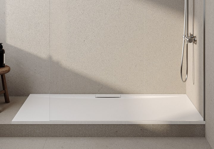 Receveurs de douche en résine Meera Baños 10 environnement 13