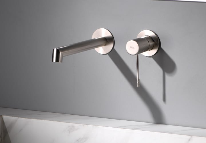 Robinet de lavabo encastré Line + bonde click-clack Pack environnement 10