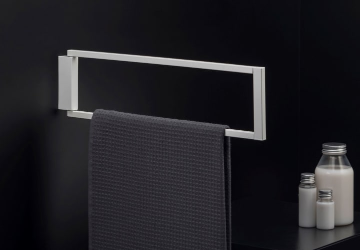 Le porte-serviettes de salle de bains The Grid Cosmic environnement 5