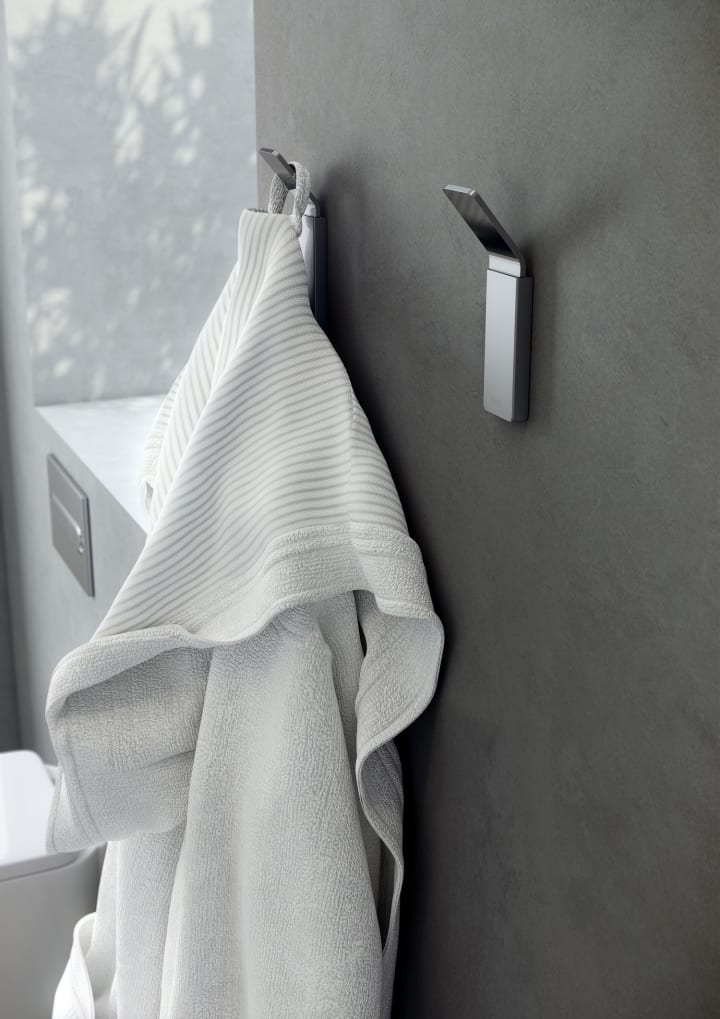 Cintre de salle de bain de salle de bain Line Cosmic environnement 4