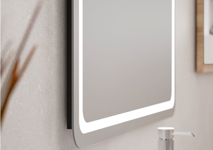 Miroir de salle de bains avec l'éclairage LED Leroy Bruntec détail 2