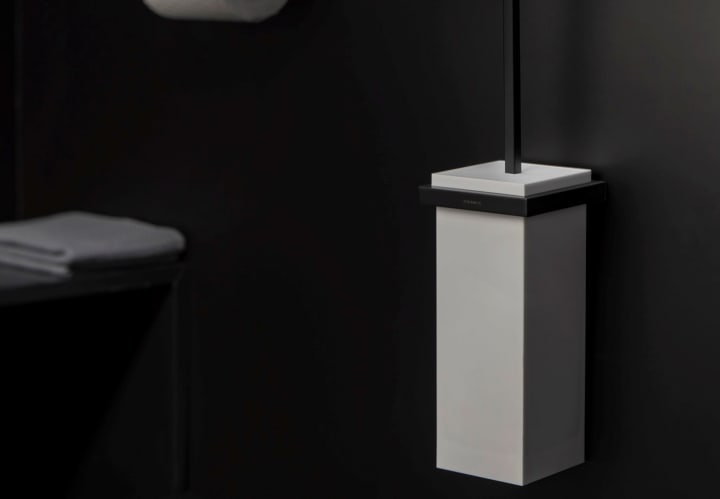 Bathroom Toilette brush set The Grid Cosmic environnement 5