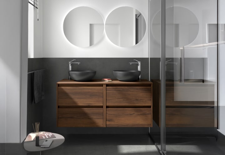 Meubles de salle de bains avec plan de toilette en bois Noja Salgar principal 7