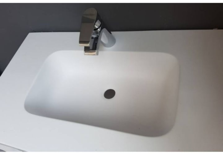 Lavabo suspendu Illice Bruntec détail 1